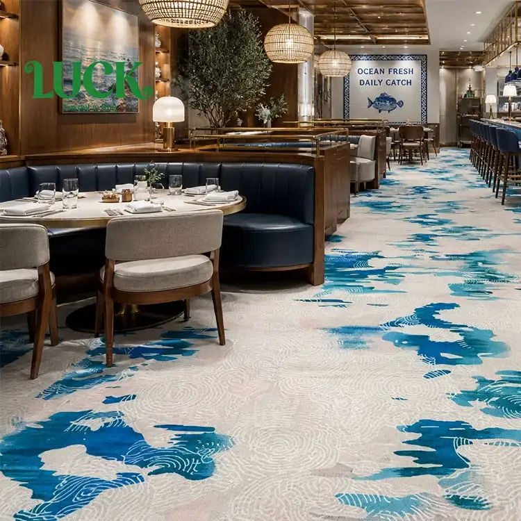 Tapete impresso de poliéster de parede a parede para restaurantes